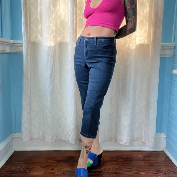 gloria vanderbilt dark wash sadie capri pants size 8 - Picture 2 of 7